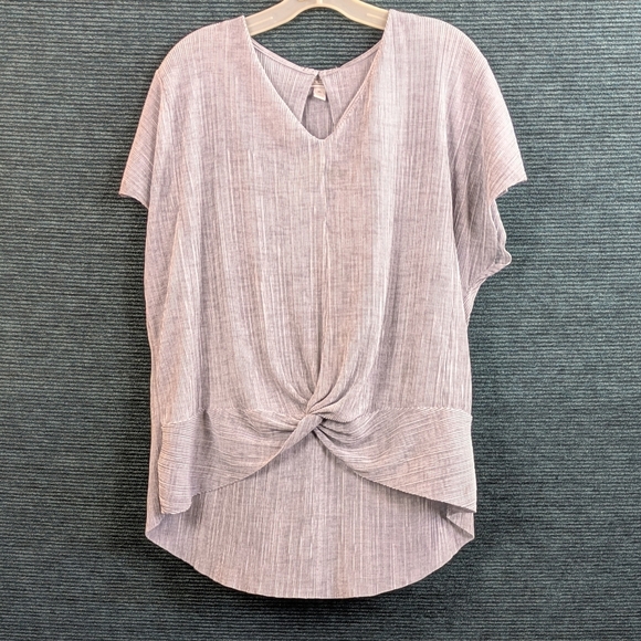 Dana Buchman Blouse Beautifully Elegant! - Picture 1 of 11